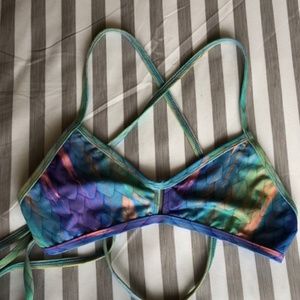 Jolyn printed vent bikini top